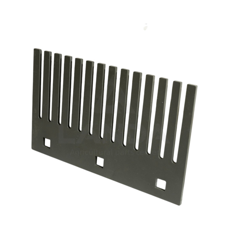 PALE METAL CHOPPED STRAW SPREADER