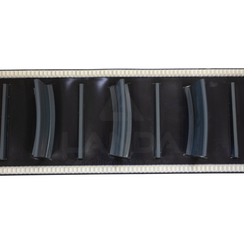 TAPIS CONVOYEUR DE 250MM LONGUEUR 10.45M AVEC AGRAFE