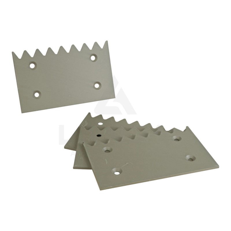 JEU DE 4 PALES DE SOUFFLERIE CRANTÉES