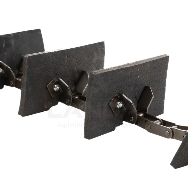 GRAIN ELEVATOR CHAIN 33 RUBBER PADDLES 225X120MM