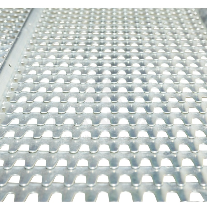 DEMI-GRILLE SUPERIEURE (1739x694 - CZ/2)