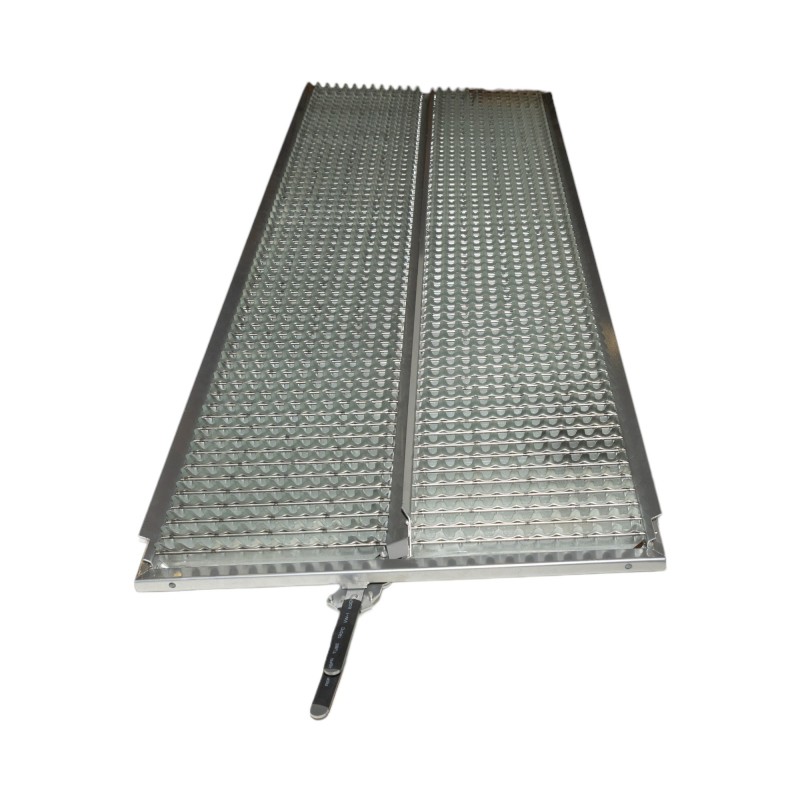 DEMI GRILLE SUPERIEURE (1855x633 - CZ/2)